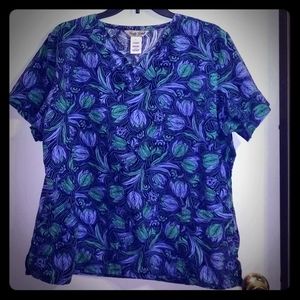 💙 Comfy Cotton Floral Scrub Top Size Large 💙